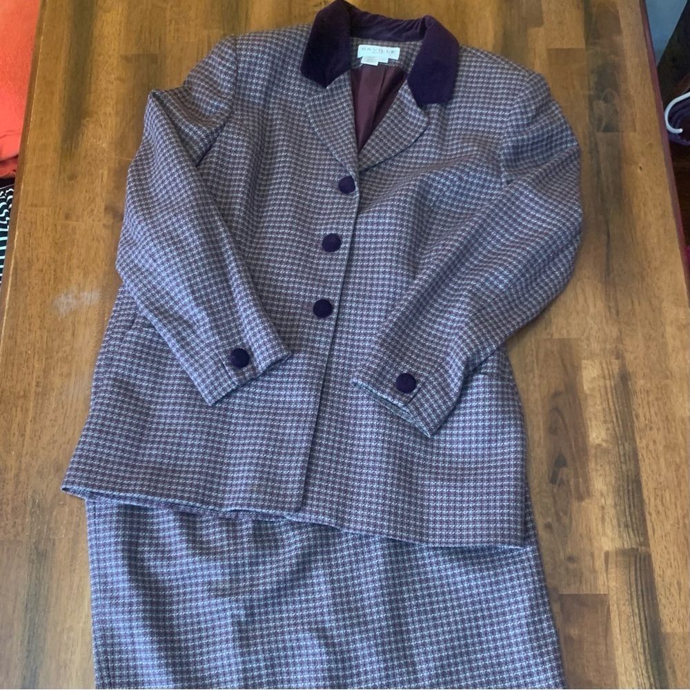 Saville Suit 12  Purple White Houndstooth Blazer and Skirt Wool Blend Vintage 90